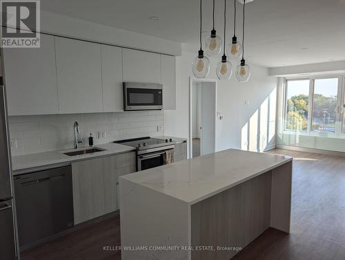 802 - 195 Hunter Street E, Peterborough (Ashburnham), ON - Indoor Photo Showing Kitchen With Upgraded Kitchen