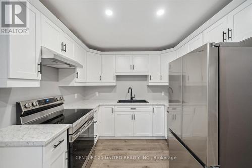 1 - 491 King George Street, Peterborough (Otonabee), ON - Indoor Photo Showing Kitchen With Upgraded Kitchen