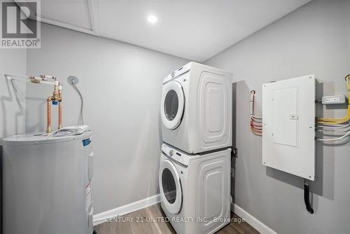 3 - 491 King George Street, Peterborough (Otonabee), ON - Indoor Photo Showing Laundry Room