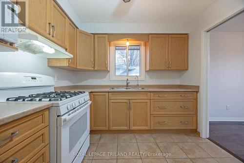 110 Hazelwood Crescent, Central Elgin (Belmont), ON - Indoor Photo Showing Kitchen With Double Sink