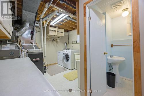 110 Hazelwood Crescent, Central Elgin (Belmont), ON - Indoor Photo Showing Laundry Room