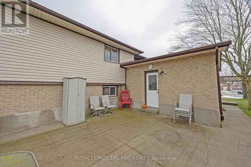 110 Hazelwood Crescent, Central Elgin (Belmont), ON - Outdoor With Exterior