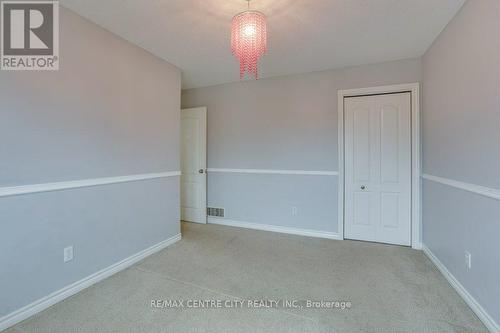 24 Pear Tree Avenue, St. Thomas, ON - Indoor Photo Showing Other Room