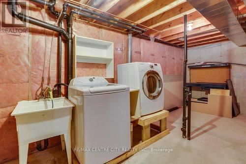 24 Pear Tree Avenue, St. Thomas, ON - Indoor Photo Showing Laundry Room