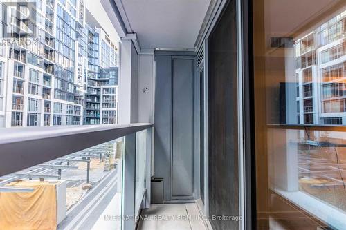 419 - 27 Bathurst Street, Toronto, ON - Outdoor With Exterior