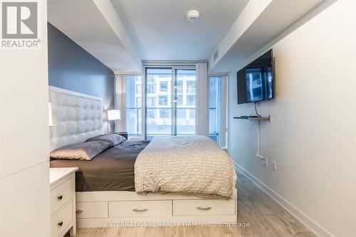 419 - 27 Bathurst Street, Toronto, ON - Indoor Photo Showing Bedroom