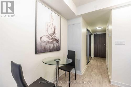 419 - 27 Bathurst Street, Toronto, ON - Indoor