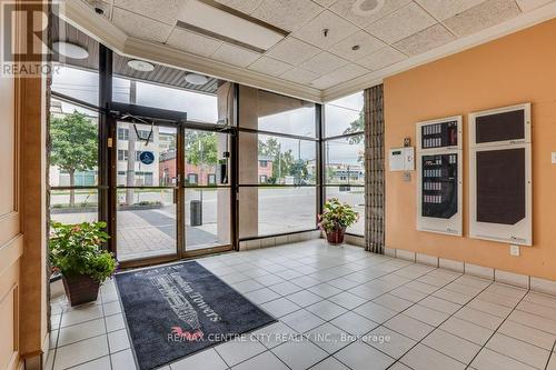 805 - 389 Dundas Street, London, ON - Indoor Photo Showing Other Room