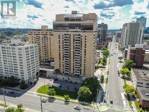 805 - 389 Dundas Street, London, ON - Outdoor With Facade With View