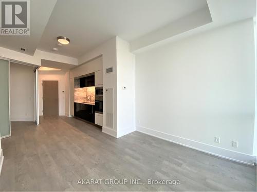 221 - 1 Edgewater Drive, Toronto, ON - Indoor Photo Showing Other Room