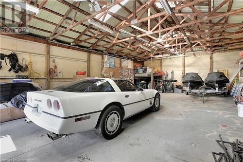 867 Jerseyville Road W, Ancaster, ON - Indoor Photo Showing Garage