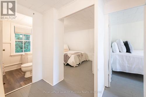 1066 Ferguson Road, Armour, ON - Indoor Photo Showing Bathroom