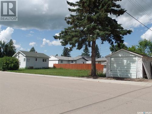 4901 Leader Street, Macklin, SK - Outdoor