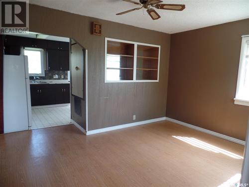 4901 Leader Street, Macklin, SK - Indoor Photo Showing Other Room