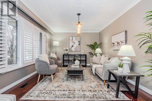 161 Renfield Street N, Guelph (Waverley), ON - Indoor Photo Showing Living Room