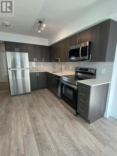 1403 - 1455 Celebration Drive, Pickering, ON - Indoor Photo Showing Kitchen