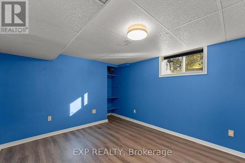 29 May Avenue, East Gwillimbury, ON - Indoor Photo Showing Other Room