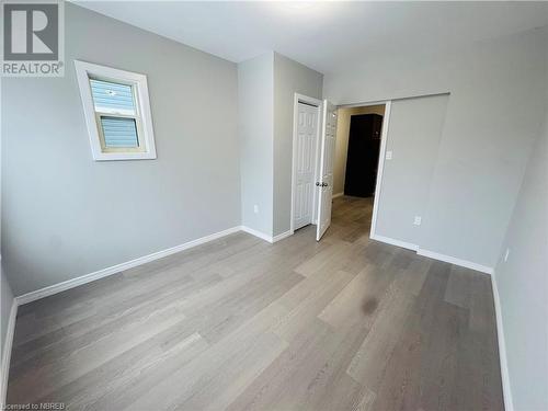 Spare room featuring light wood-type flooring - 472 First Ave W, North Bay, ON - Indoor Photo Showing Other Room