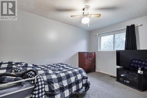 989 Ronlea Avenue, Oshawa (Donevan), ON - Indoor Photo Showing Bedroom