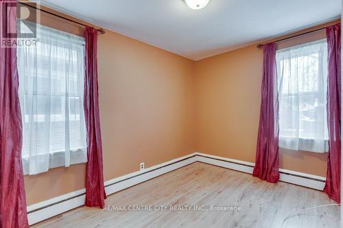 125 Stuart Street, London, ON - Indoor Photo Showing Other Room