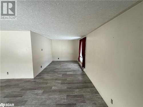 Unfurnished room featuring a textured ceiling - 32299 Highway 17 E, Deep River, ON - Indoor Photo Showing Other Room