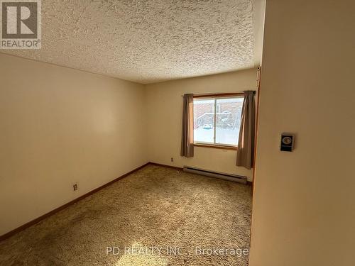 32299 Highway 17 E, Deep River, ON - Indoor Photo Showing Other Room