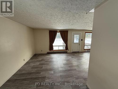 32299 Highway 17 E, Deep River, ON - Indoor Photo Showing Other Room