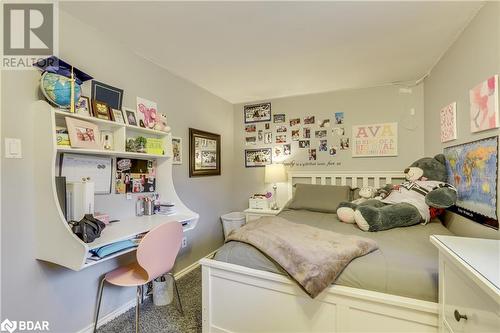 46 Carmen Crescent, London, ON - Indoor Photo Showing Bedroom