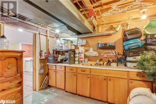 46 Carmen Crescent, London, ON - Indoor Photo Showing Kitchen