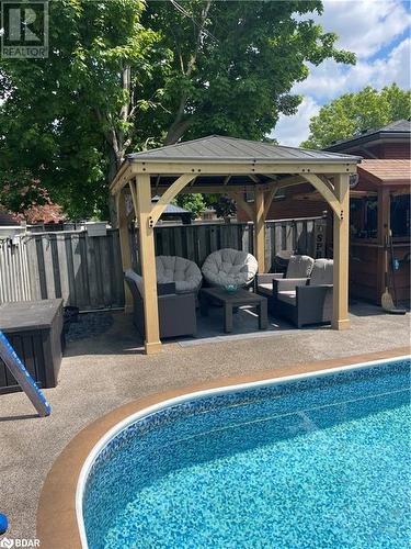 46 Carmen Crescent, London, ON - Outdoor With In Ground Pool With Deck Patio Veranda