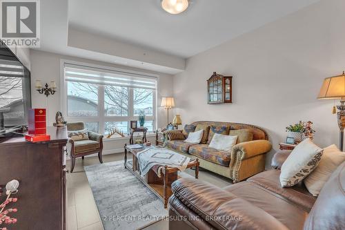 112 - 740 Augusta Drive, Kingston (City Northwest), ON - Indoor Photo Showing Living Room