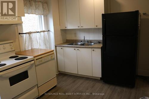 352 Merton Street, Toronto, ON - Indoor Photo Showing Kitchen With Double Sink