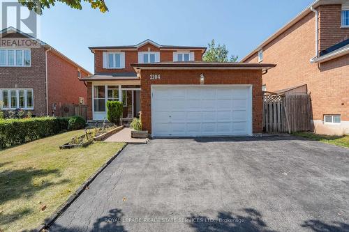 2104 Laurelwood Drive, Oakville, ON - Outdoor