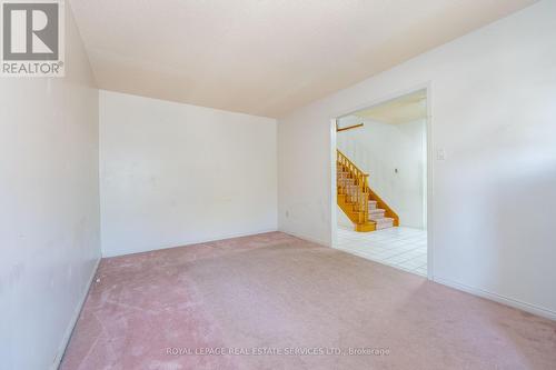 2104 Laurelwood Drive, Oakville, ON - Indoor Photo Showing Other Room