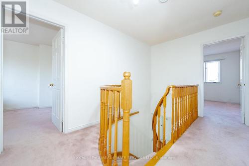 2104 Laurelwood Drive, Oakville, ON - Indoor Photo Showing Other Room