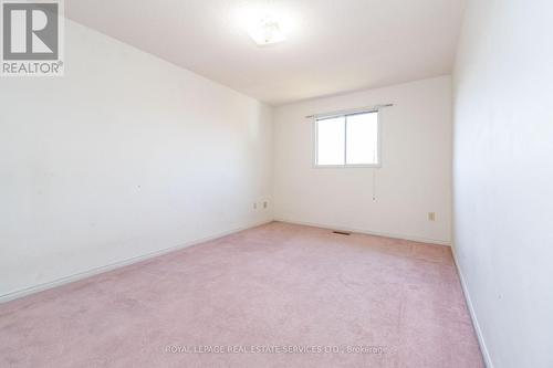 2104 Laurelwood Drive, Oakville, ON - Indoor Photo Showing Other Room