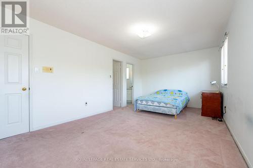 2104 Laurelwood Drive, Oakville, ON - Indoor Photo Showing Bedroom