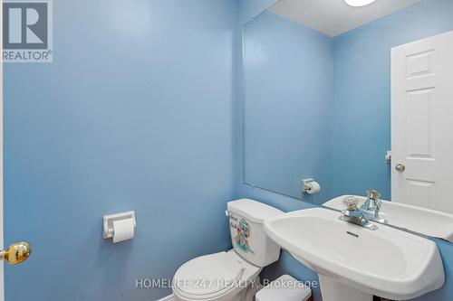 203 Somerville Street, Tecumseh, ON - Indoor Photo Showing Bathroom