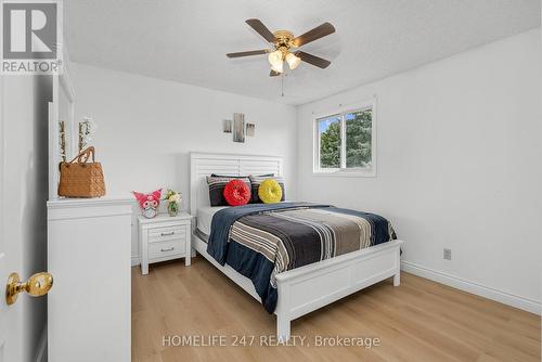 203 Somerville Street, Tecumseh, ON - Indoor Photo Showing Bedroom