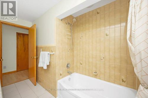 61 Felker Avenue, Hamilton, ON - Indoor Photo Showing Bathroom