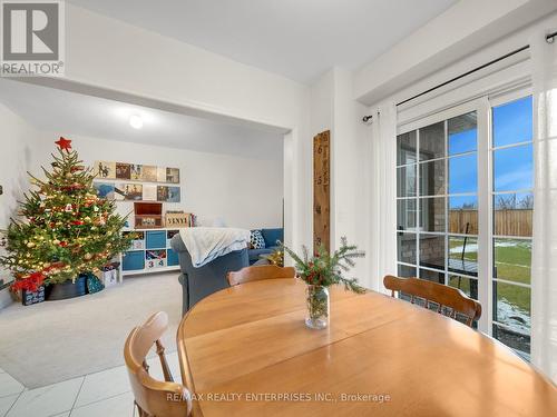 29 Cliff Thompson Court, Georgina, ON - Indoor Photo Showing Dining Room