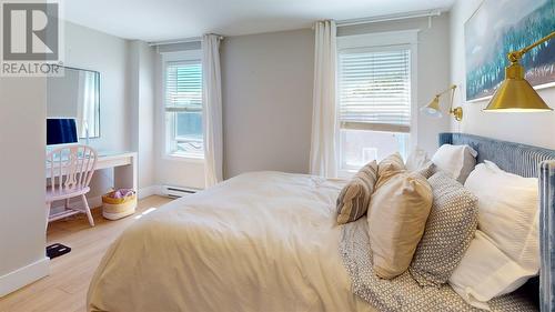 8 Bond Street, St. John'S, NL - Indoor Photo Showing Bedroom