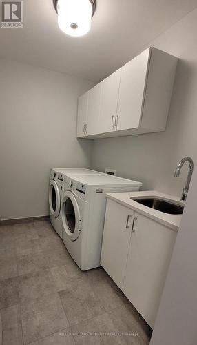 699 Taliesin Crescent, Ottawa, ON - Indoor Photo Showing Laundry Room