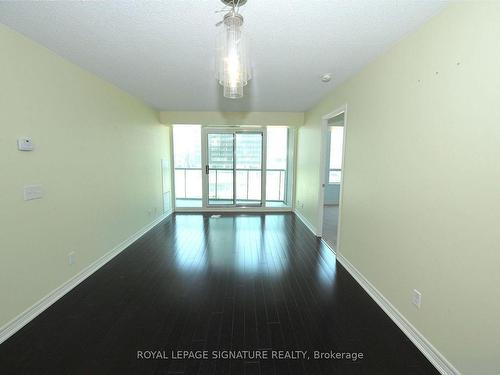 509-30 Grand Trunk Crescent, Toronto, ON - Indoor Photo Showing Other Room