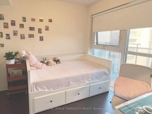 1402-28 Ted Rogers Ave, Toronto, ON - Indoor Photo Showing Bedroom