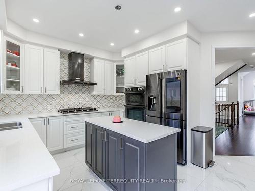 10 Schoolbridge St, Ajax, ON - Indoor Photo Showing Kitchen With Double Sink With Upgraded Kitchen