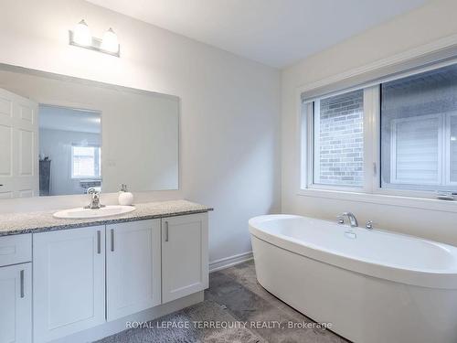 10 Schoolbridge St, Ajax, ON - Indoor Photo Showing Bathroom