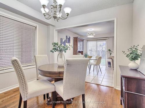 131 Tara Cres, Markham, ON - Indoor Photo Showing Dining Room