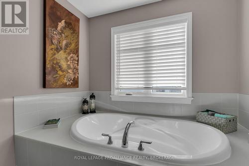 1349 Tremont Drive, Kingston (City Northwest), ON - Indoor Photo Showing Bathroom