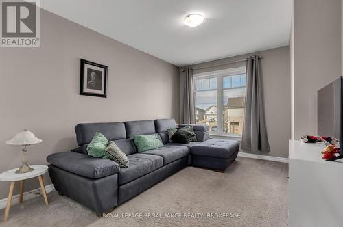 1349 Tremont Drive, Kingston (City Northwest), ON - Indoor Photo Showing Living Room